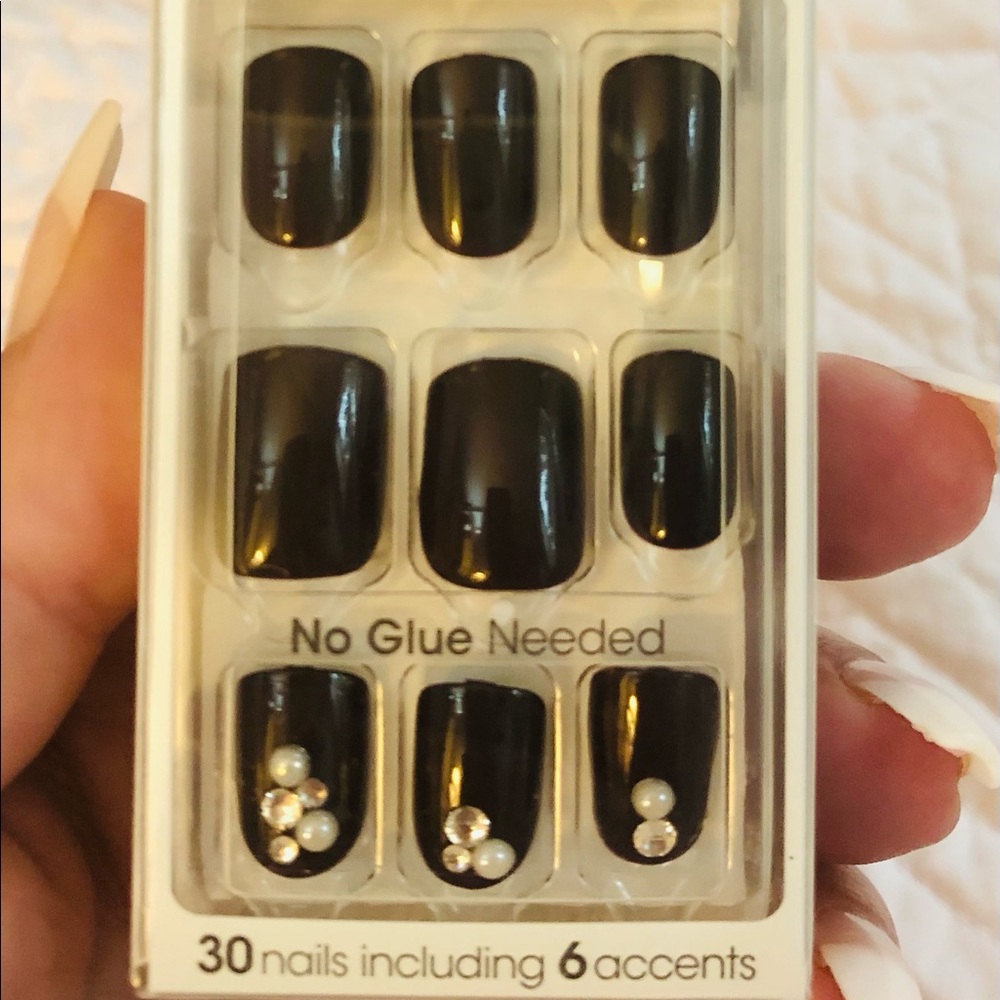 imPRESS Nails - Picture 2 of 5